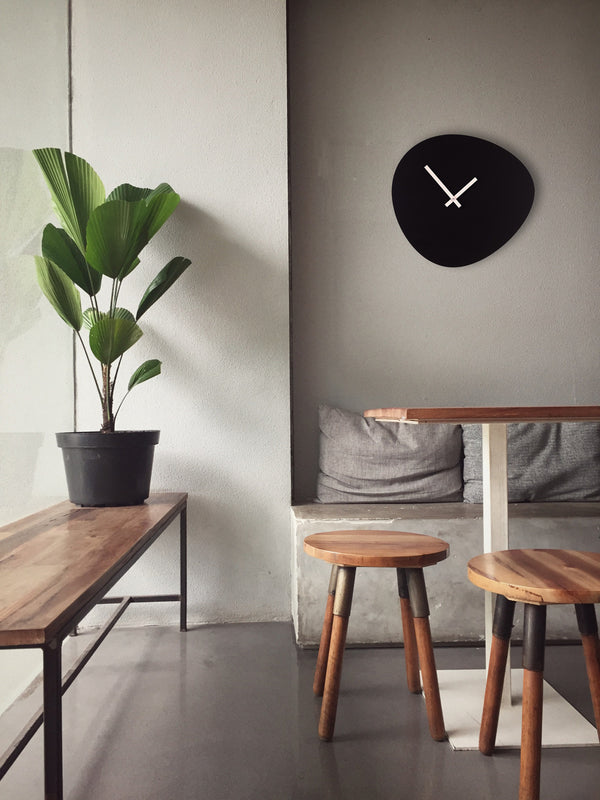 Pebble-satin-black-lowres