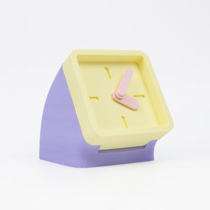 KLOQ-bureauklok-3d-print-lila_geel-side