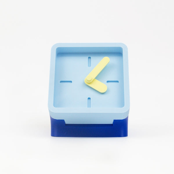 KLOQ-bureauklok-3d-print-kobalt_blauw-side