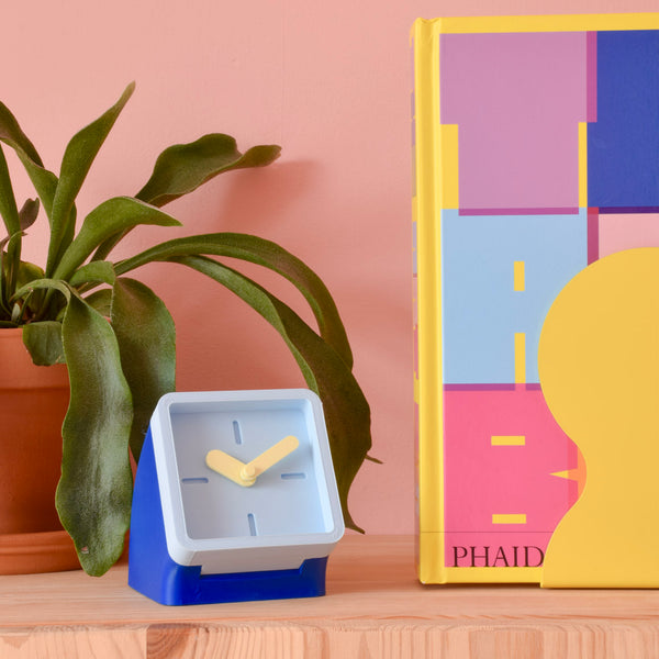 Blue desk clock 3d printed